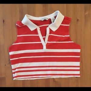 Cropped Red Collard Top